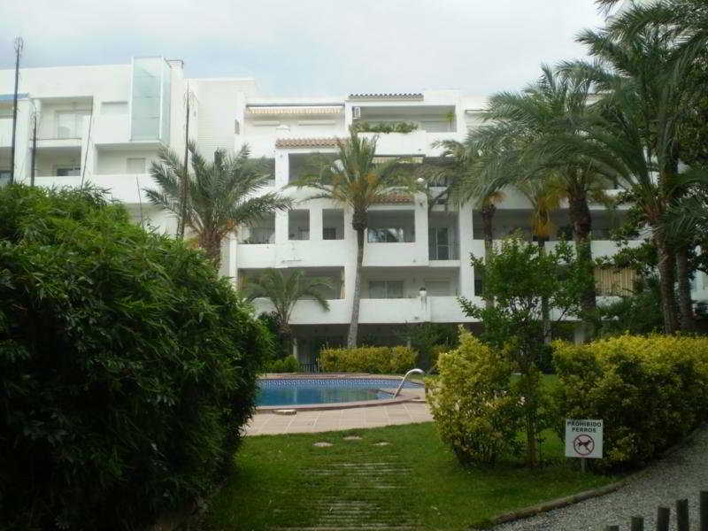 Royal Marine Hotel