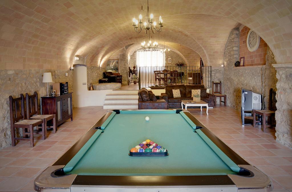 Can Llobet Country house Capmany