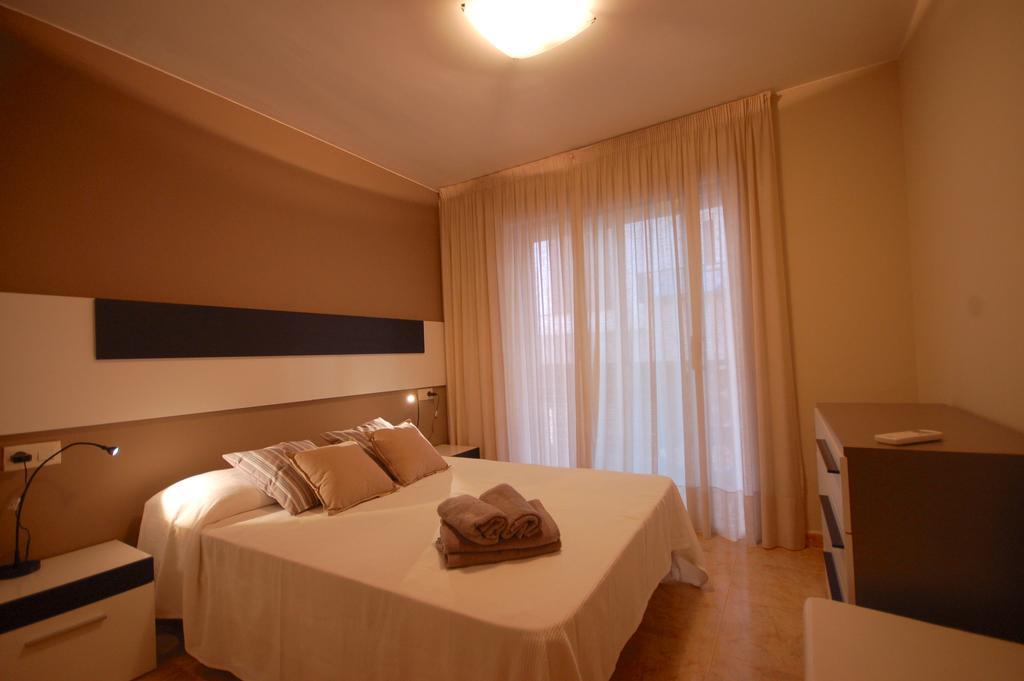 Lets Holidays Centric In Apartment *