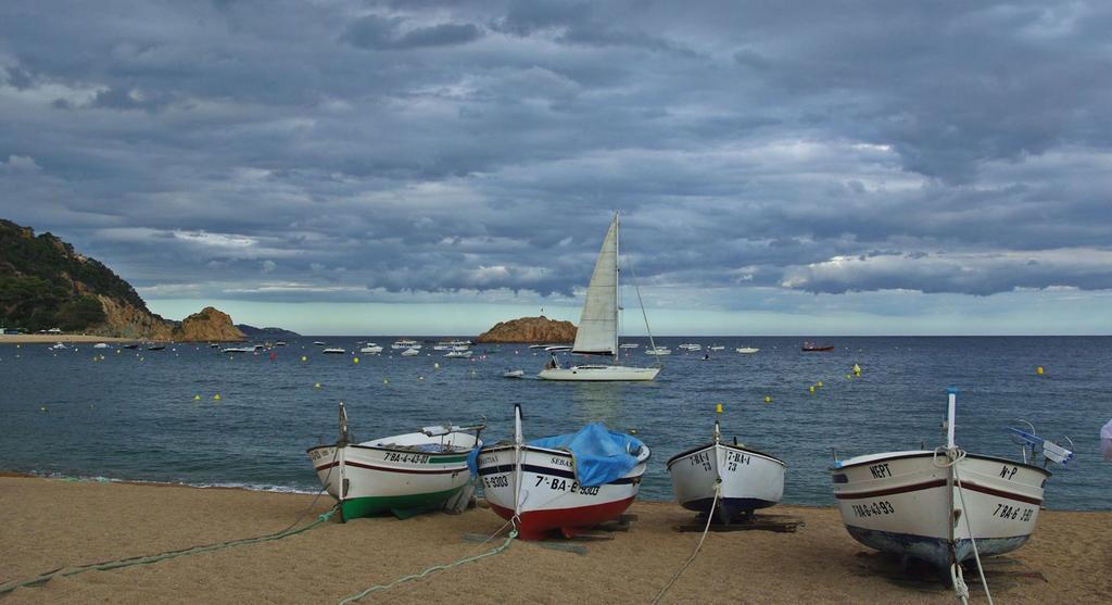Lets Holidays Beautiful W/ Pool Toss Apartamento Tossa de Mar