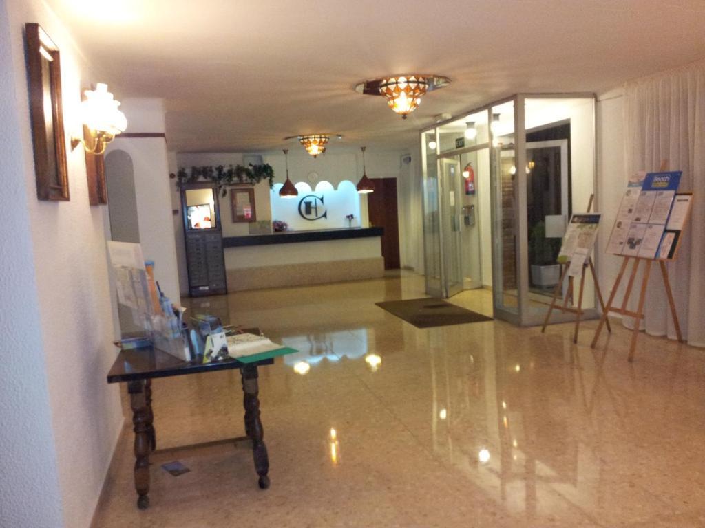 Castella Aparthotel *