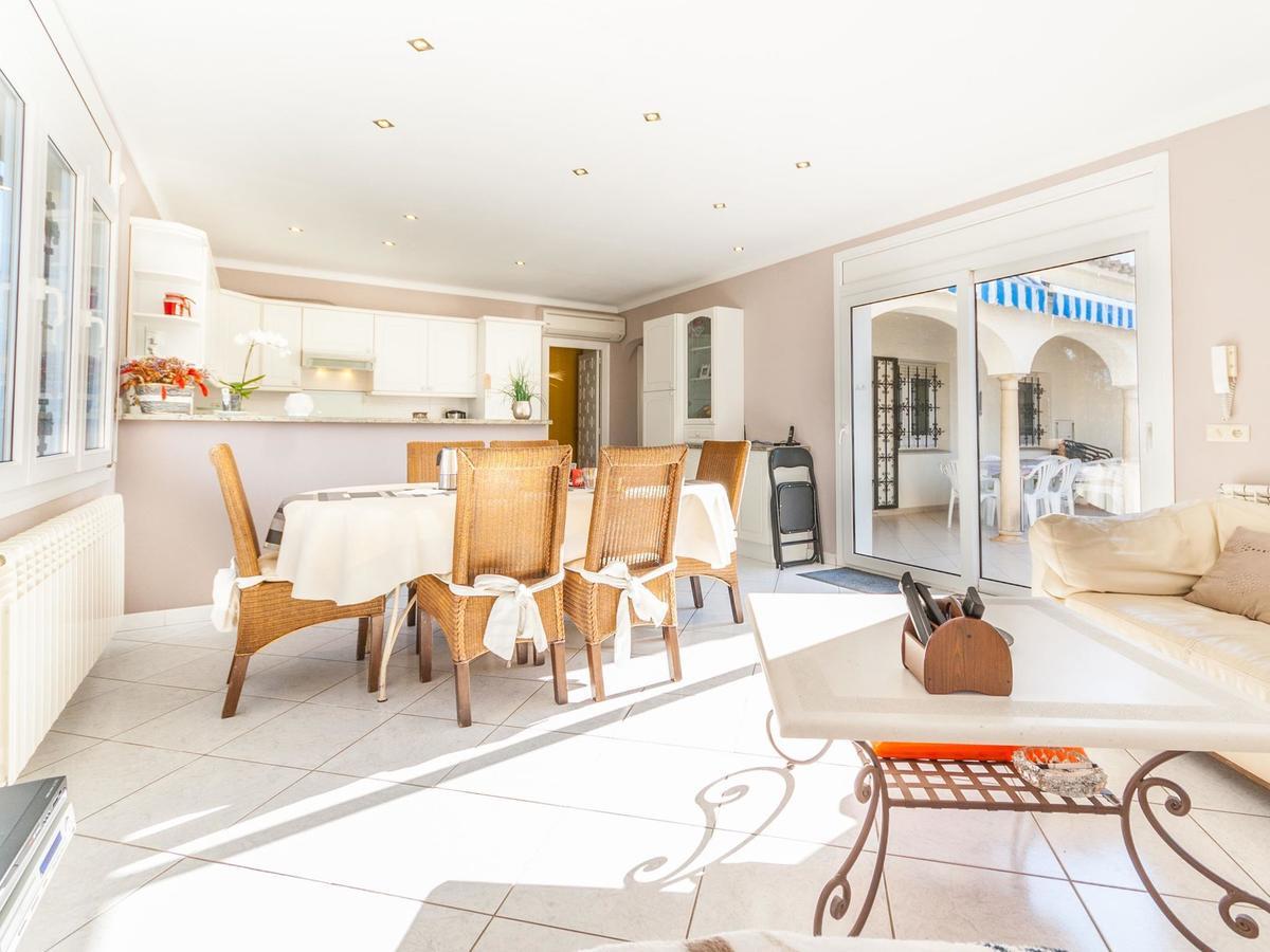 Fantastic With Private Pool In L Escala *