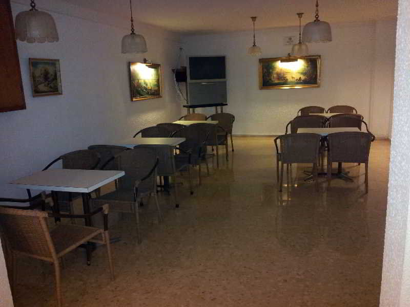 Castella Aparthotel Lloret de Mar