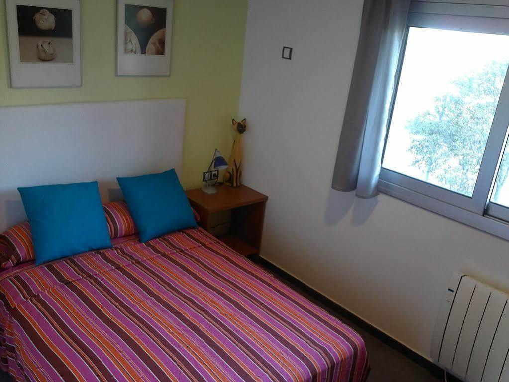 Livingirona Apartment