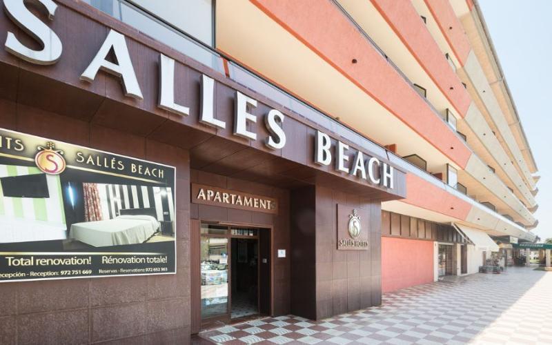 Sallés Apartahotel