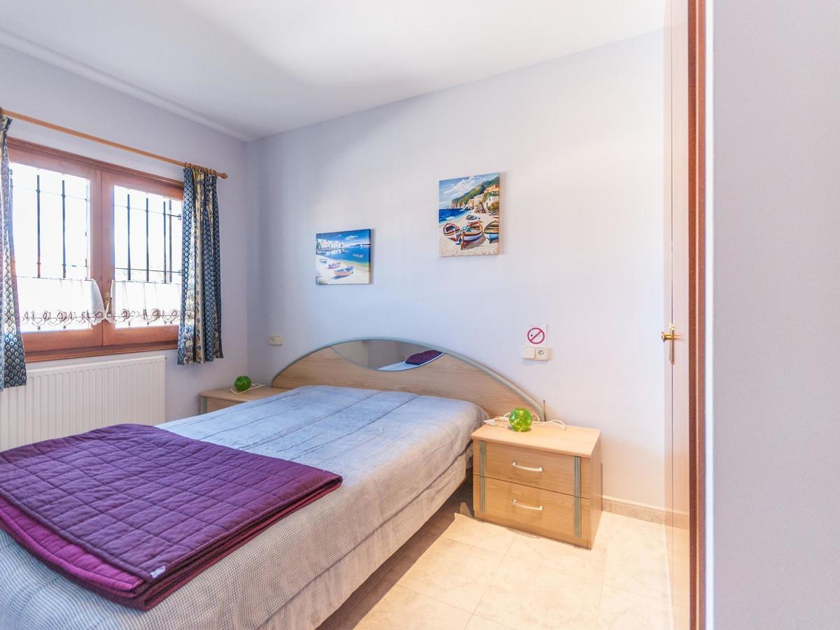 Cosy Holiday With Swimming Pool Сasa de vacaciones L' Escala
