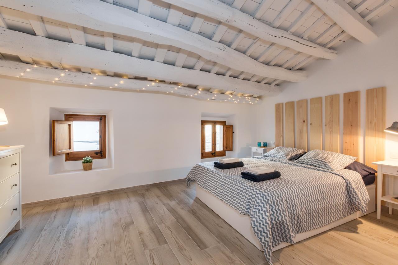 Lets Holidays Fisherman House Holiday home