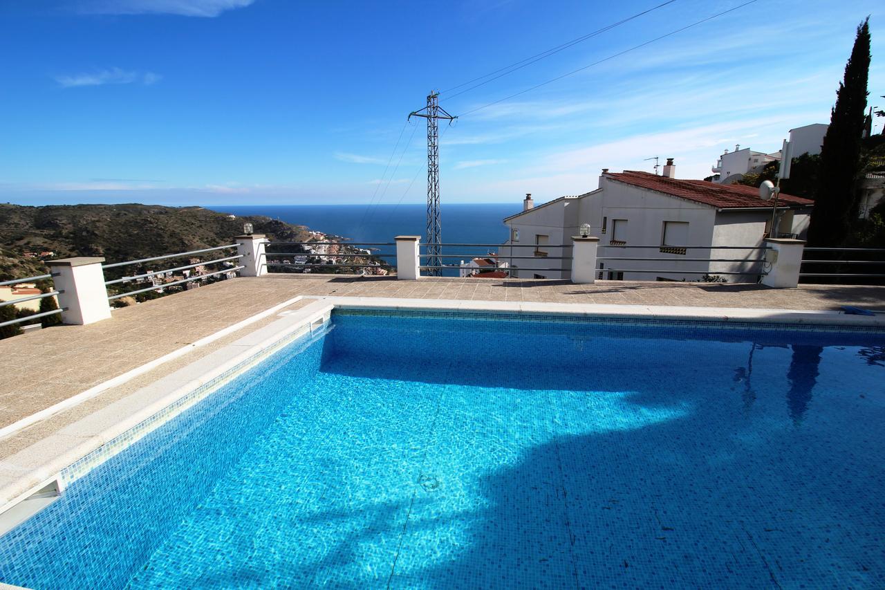 Apartment Dulce Vida 1, Apartamento Con Piscina Comunitaria, Vistas Al Mar Y Wifi Roses