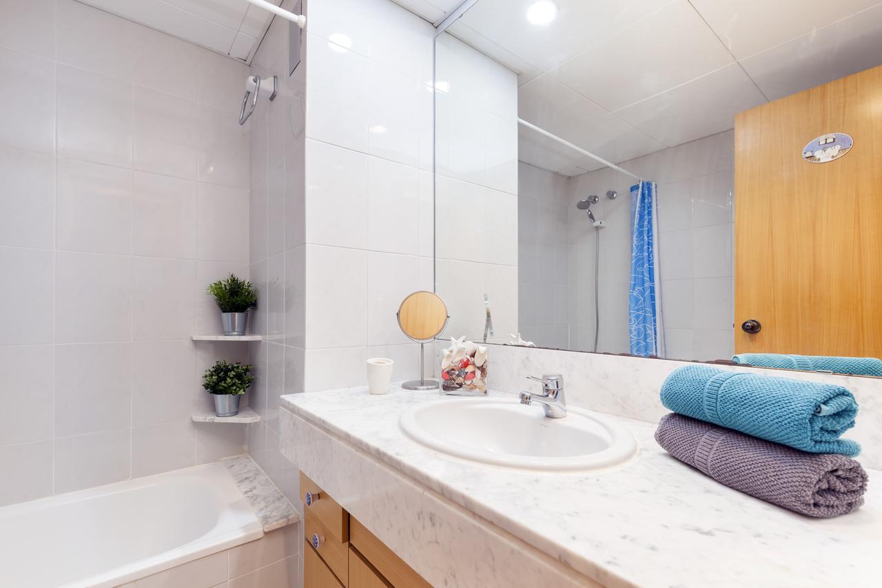 Lets Holidays Sant Telm Apartamento