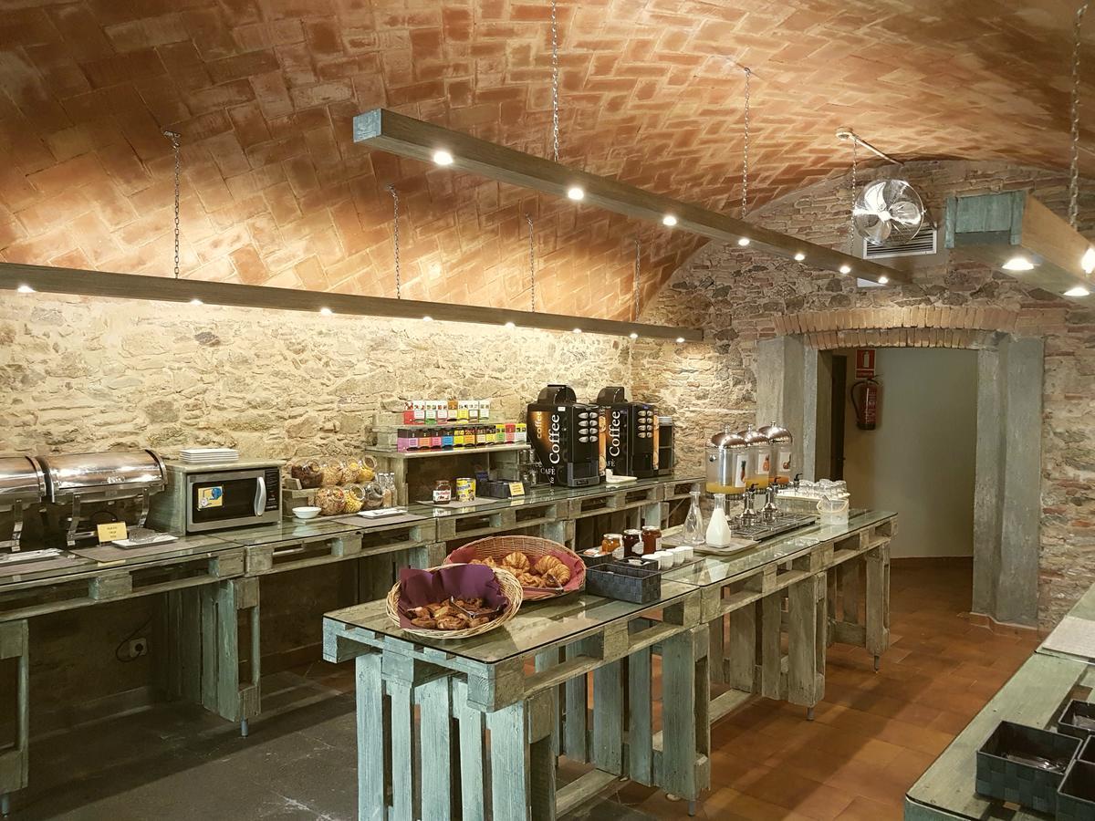 Castell Blanc Hotel 3*