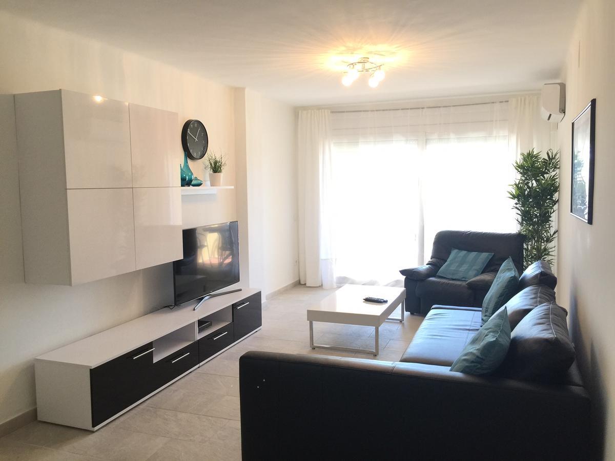 Apartamento Awaydays - 119 - Modern Duplex 50m From The Beach Ampuriabrava