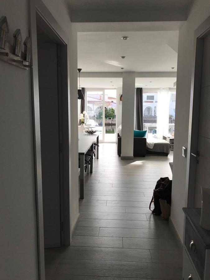 La Casa Borsalina * Empuriabrava