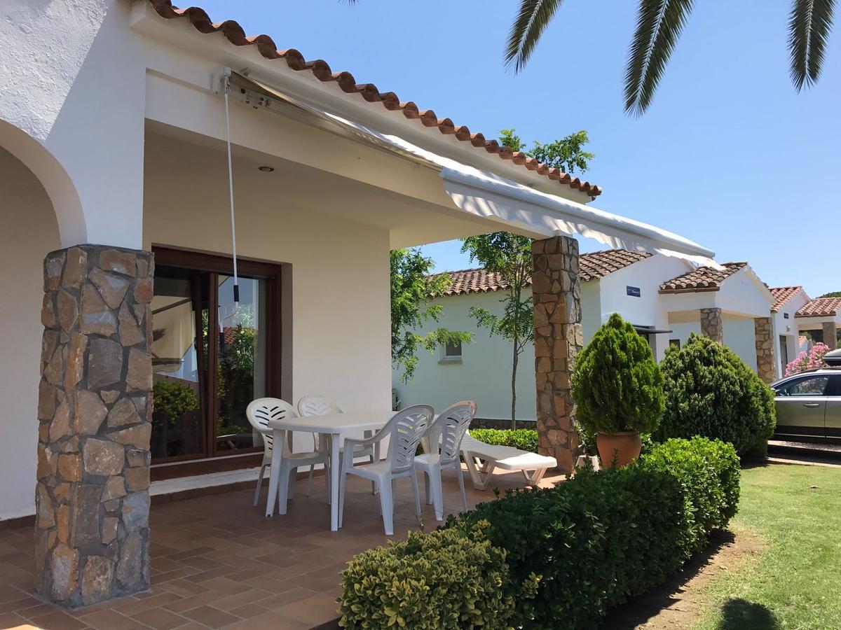 Montserrat 1, Terrace & Pool * Sant Marti d'Empuries