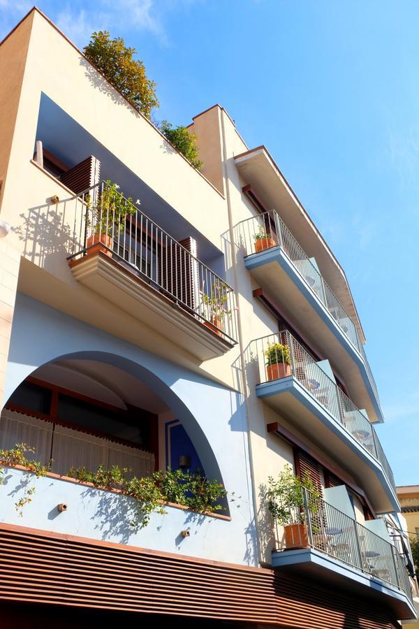 Hotel Carmen 3*