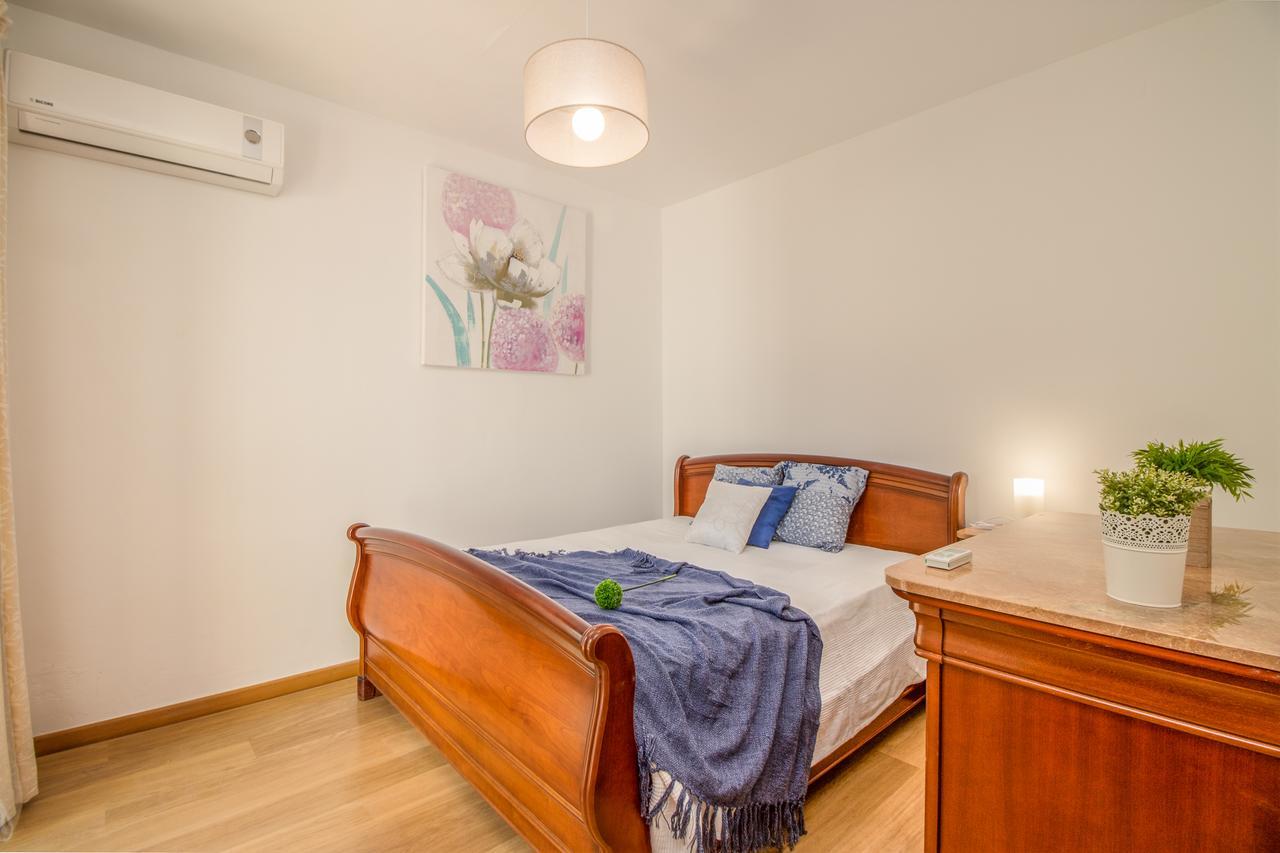 Holiday home Empurialola -encantadora Casa Con Jardin Cerca Del Centro -142 Empuriabrava