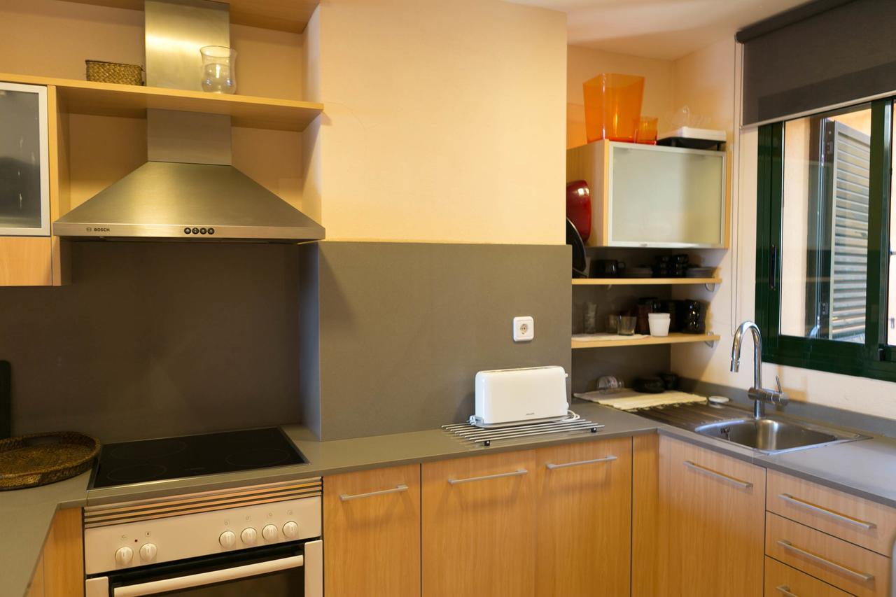 2 Bedroom In Sa Punta, Begur- Sea Views, Terrace, Pool And Access To The