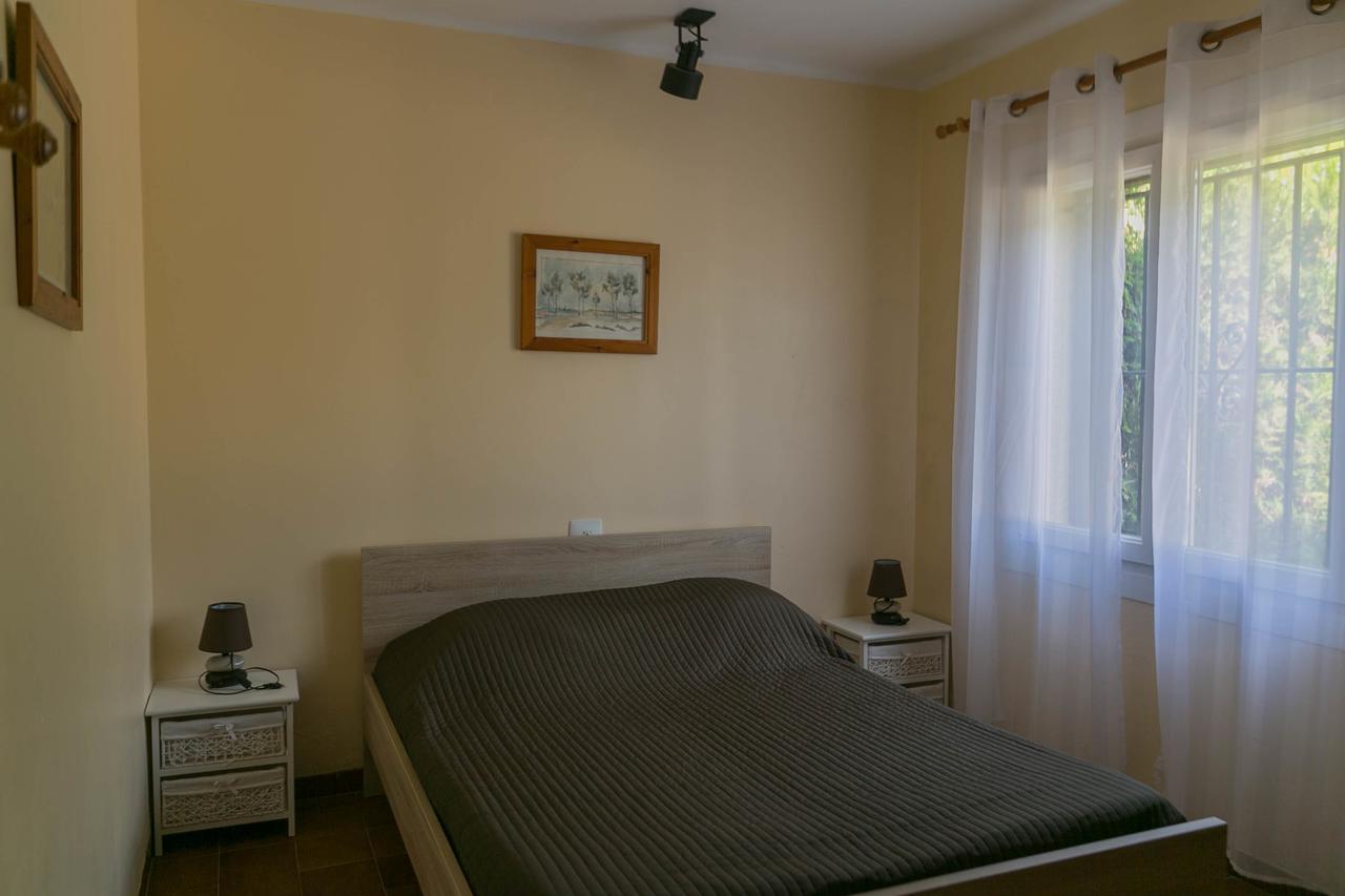Apartamento 2 Bedroom Semi-detached House In Urb. Torre Gran, L'estartit. Great Garden And Community Pool Torroella de Montgrí