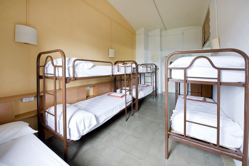 Hostal Alberg Solidanca