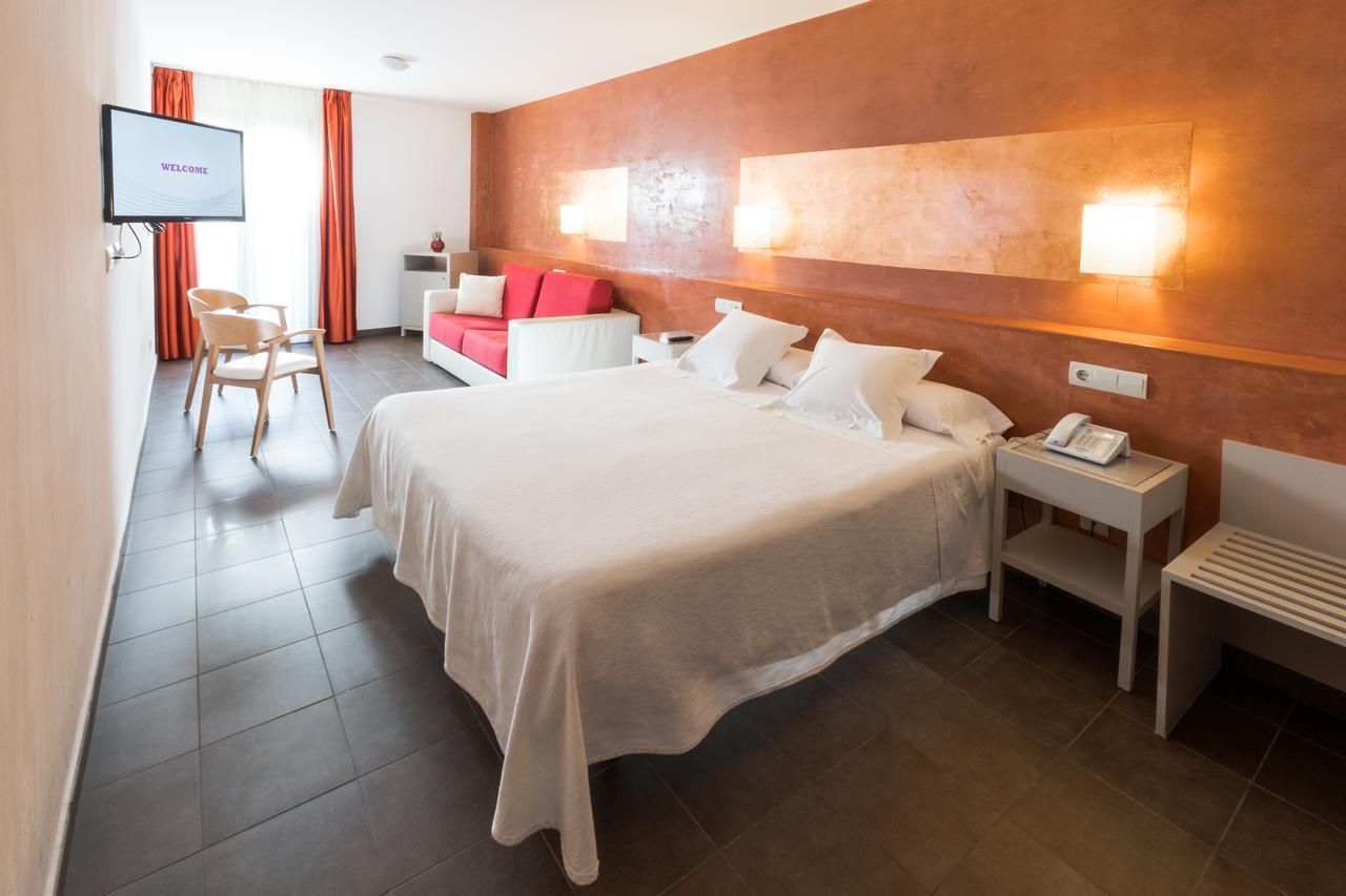 Hotel Carmen Roses
