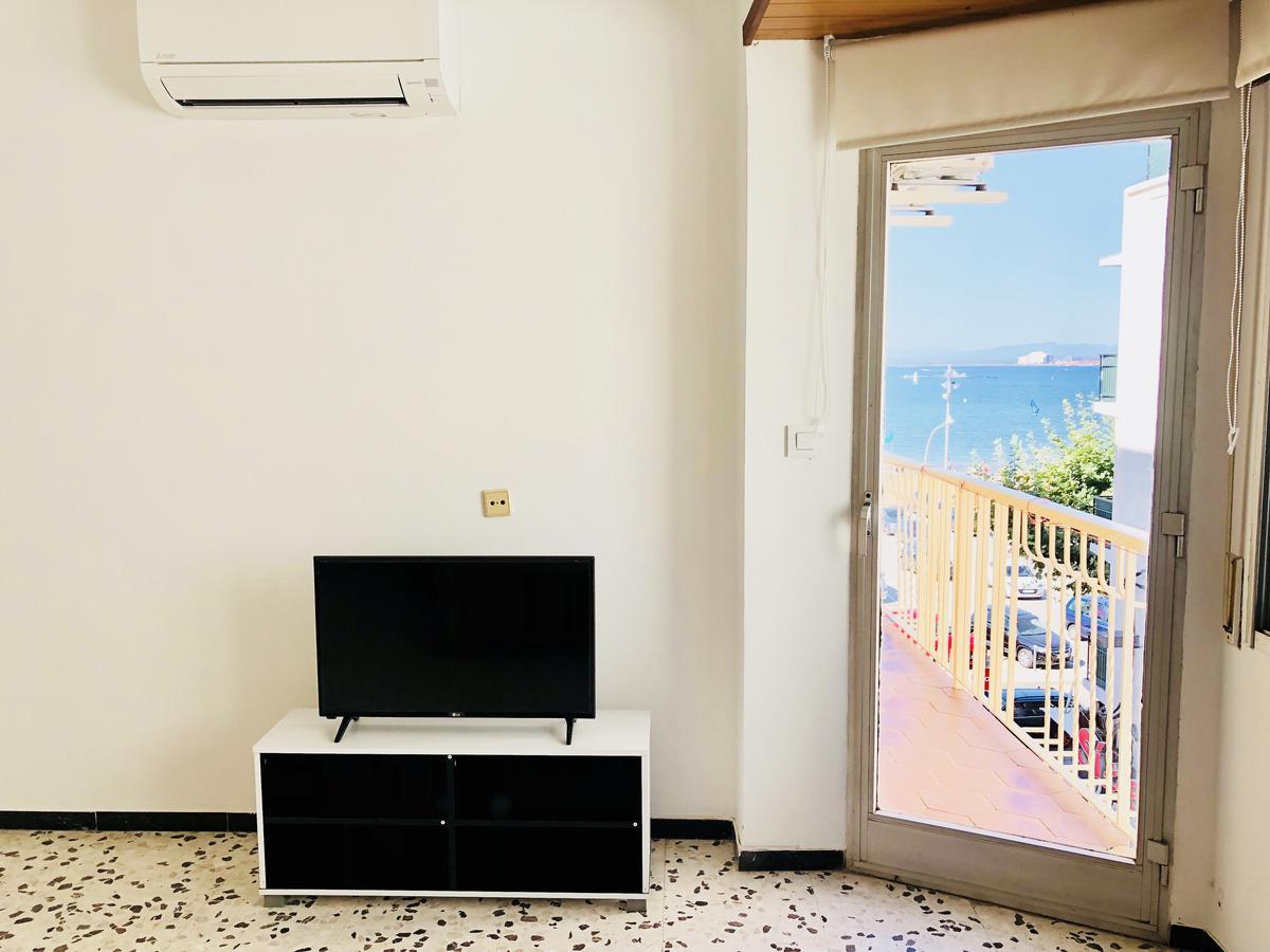 Apartment Llotja - En La Playa Y El Centro De
