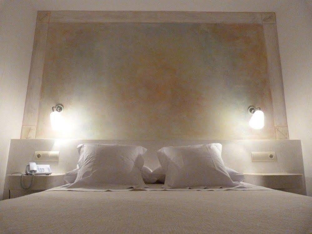 Carmen Hotel 3*