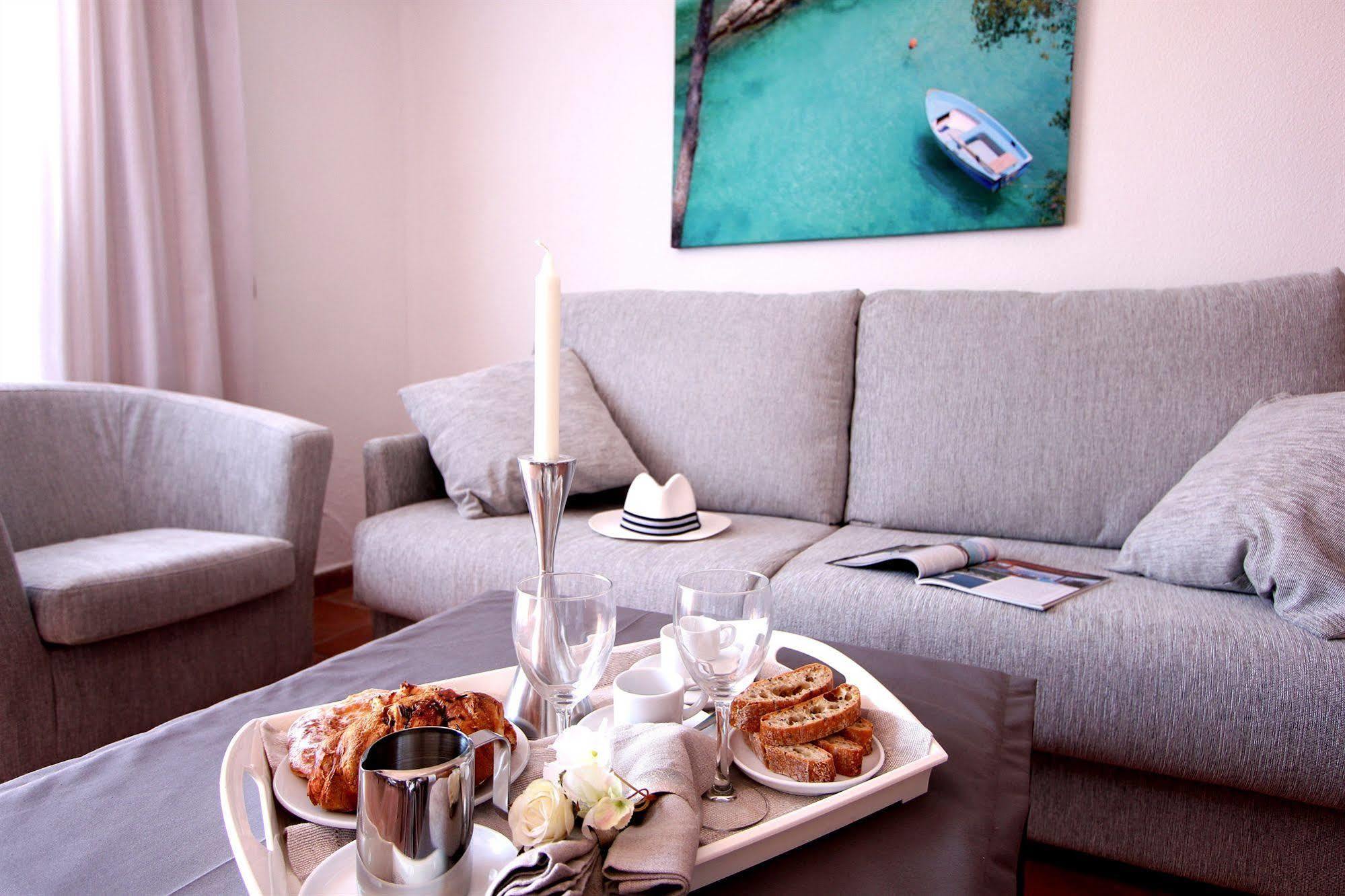Pierre & Romana Apartment