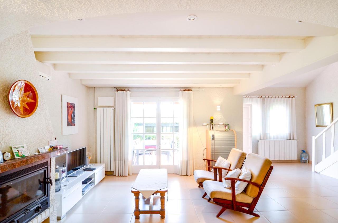 Villa Sistach Casa Oliveres