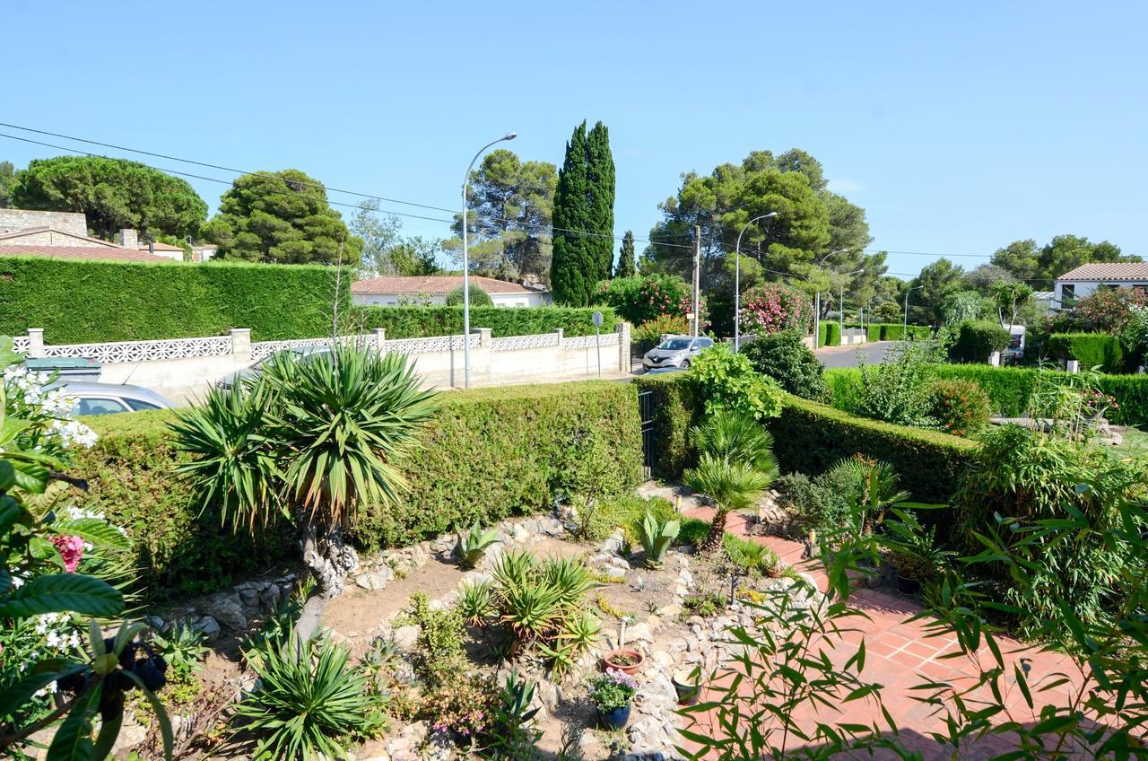 Sistach Casa Oliveres Villa