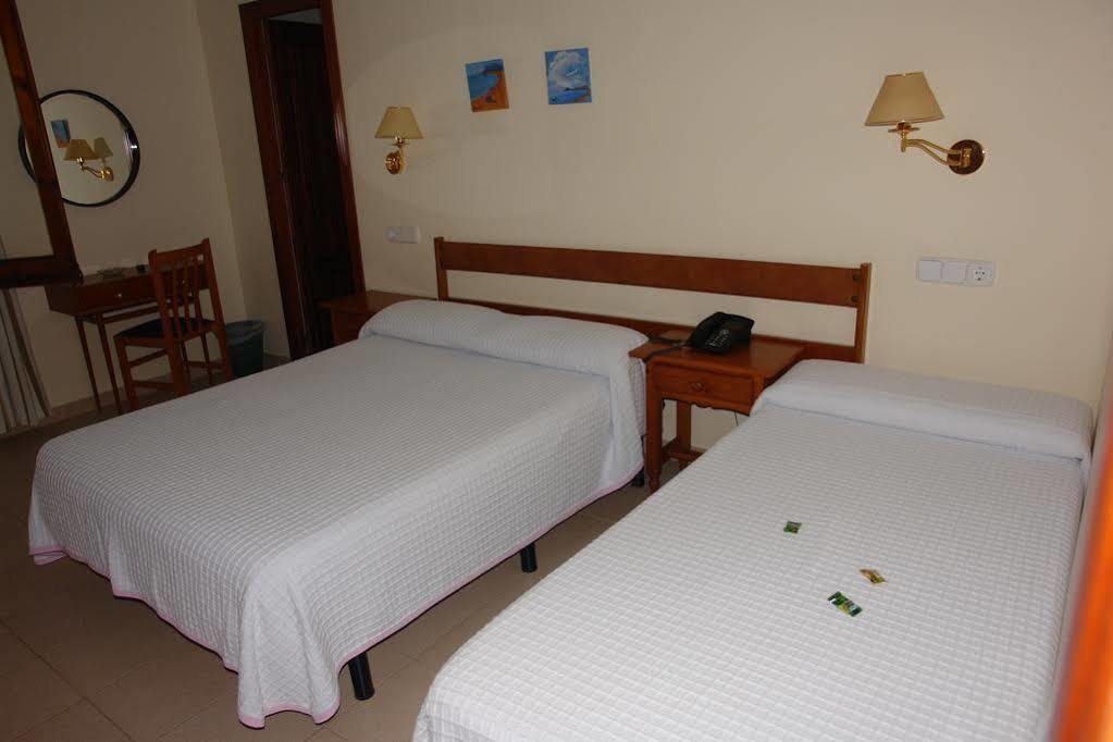 Corisco Hotel 2*