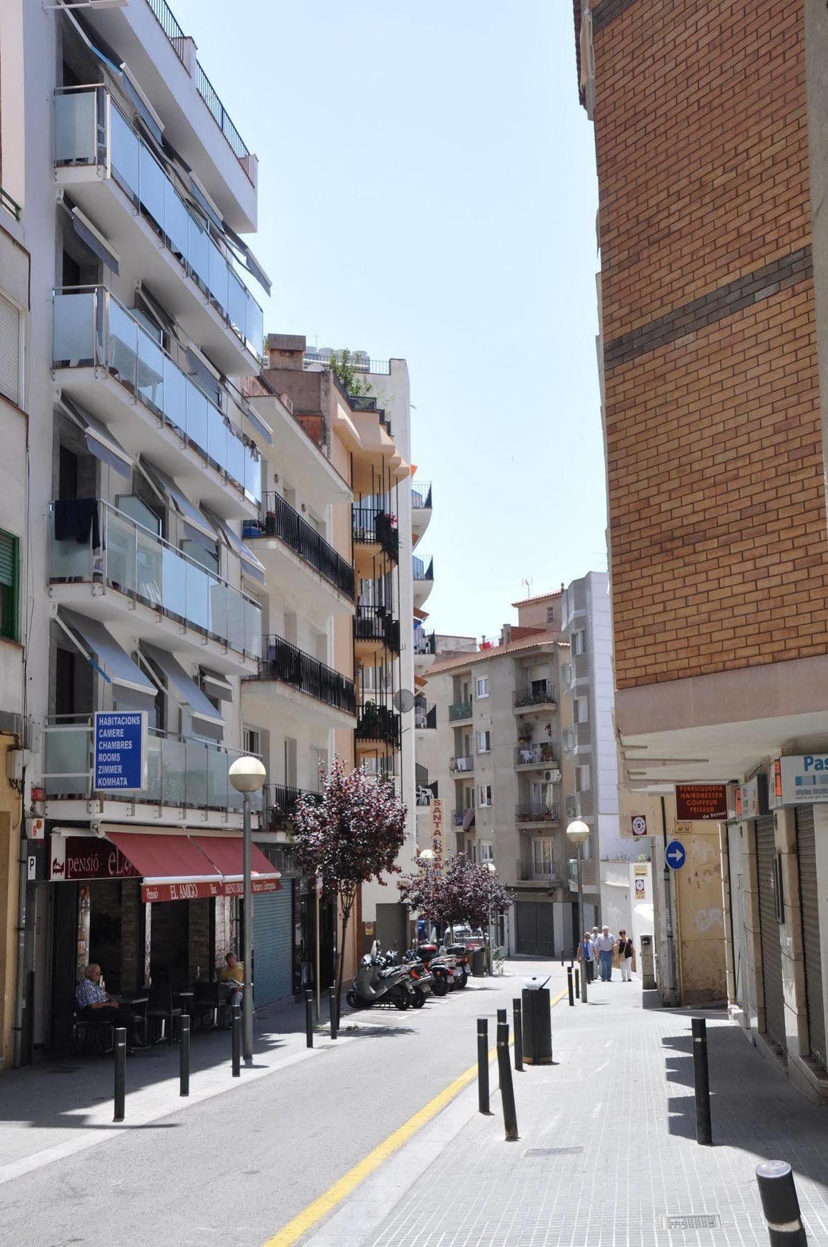 Guest house - El Amigo Lloret de Mar
