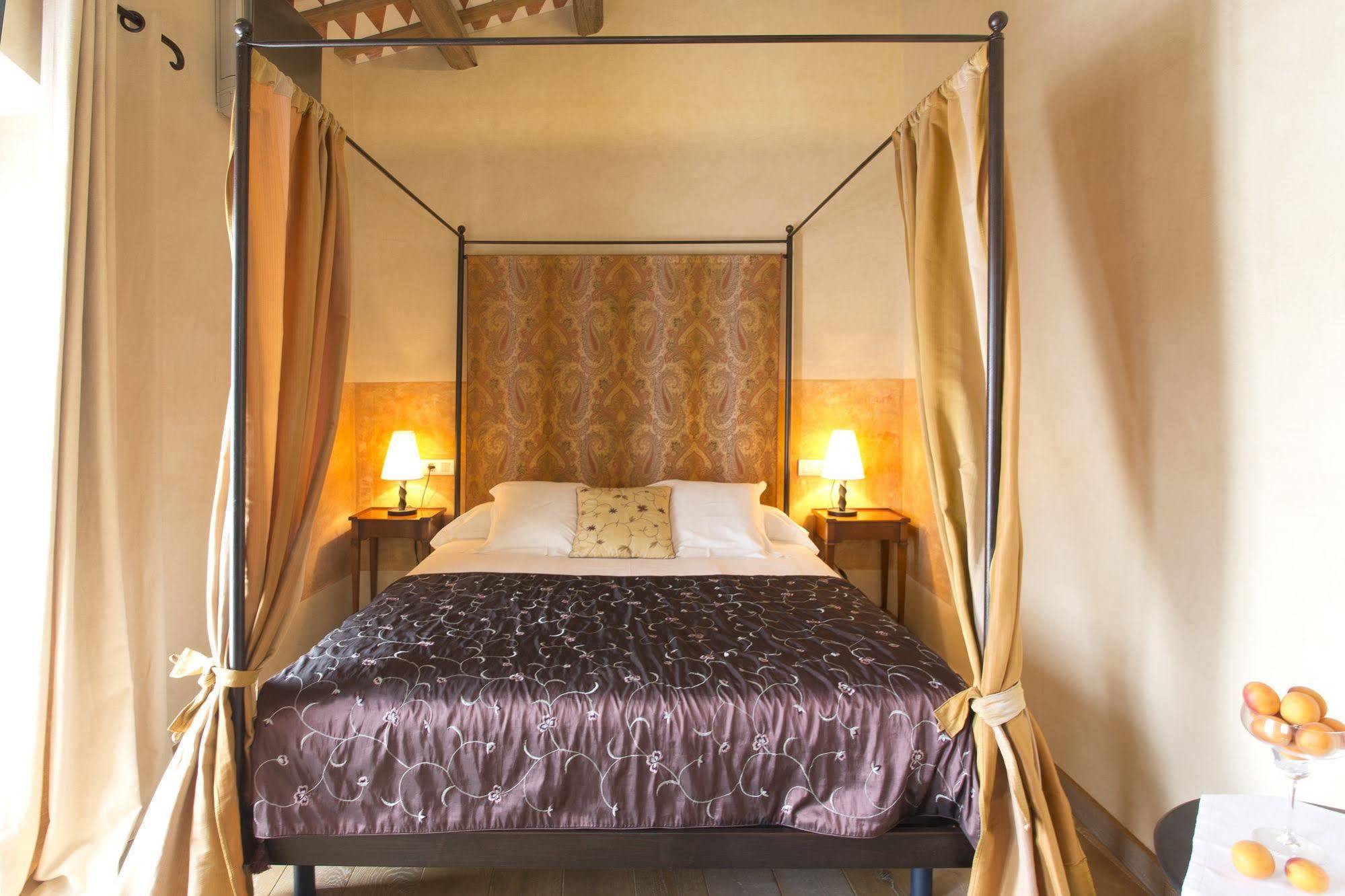 Hotel Rusticae Casa Rural Mas Rosello (adults Only) 3*