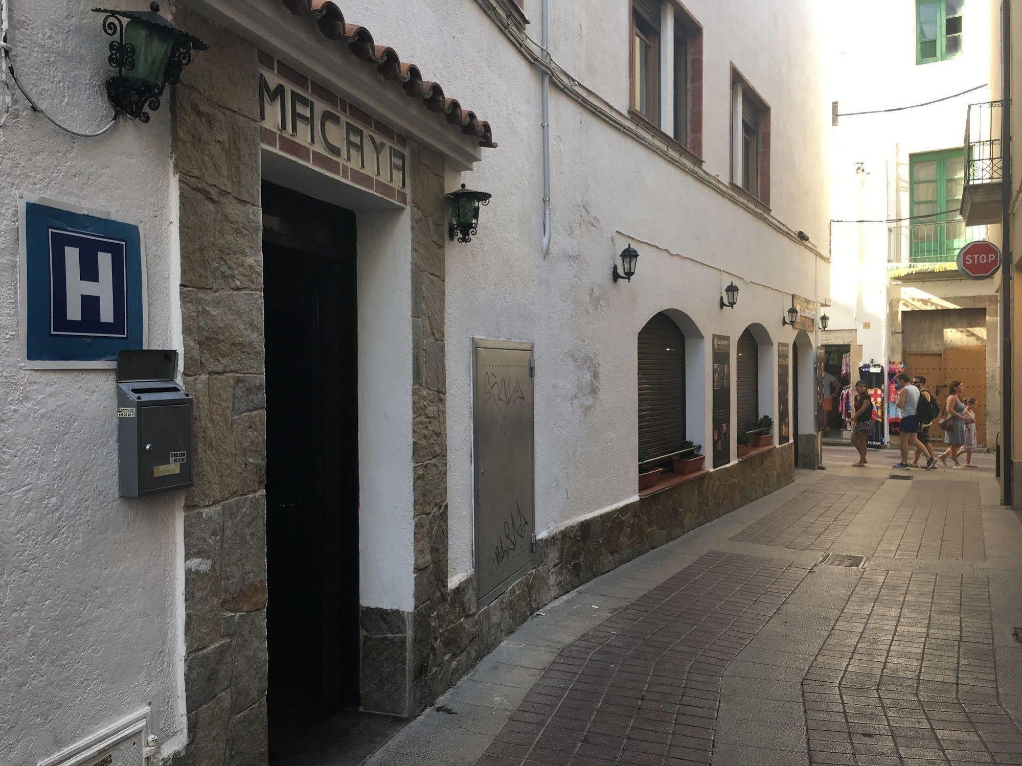 Macaya Hotel 2*