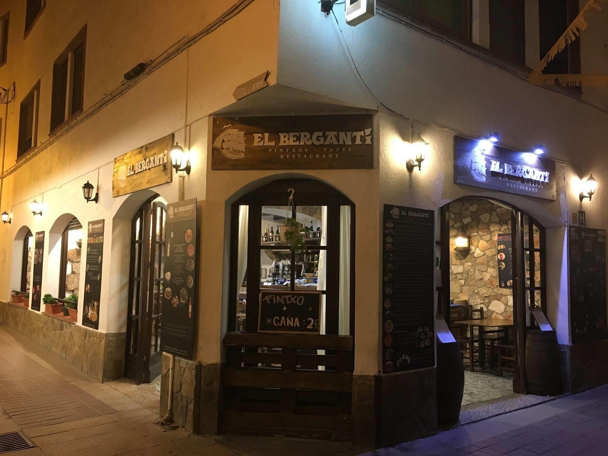 Macaya Hotel