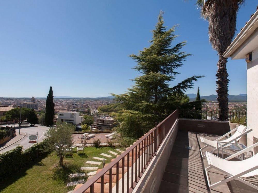 Villa Montjuic Girona * Girona
