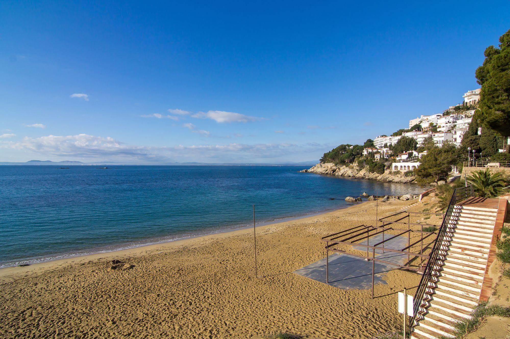 Apartamento Agi Marina