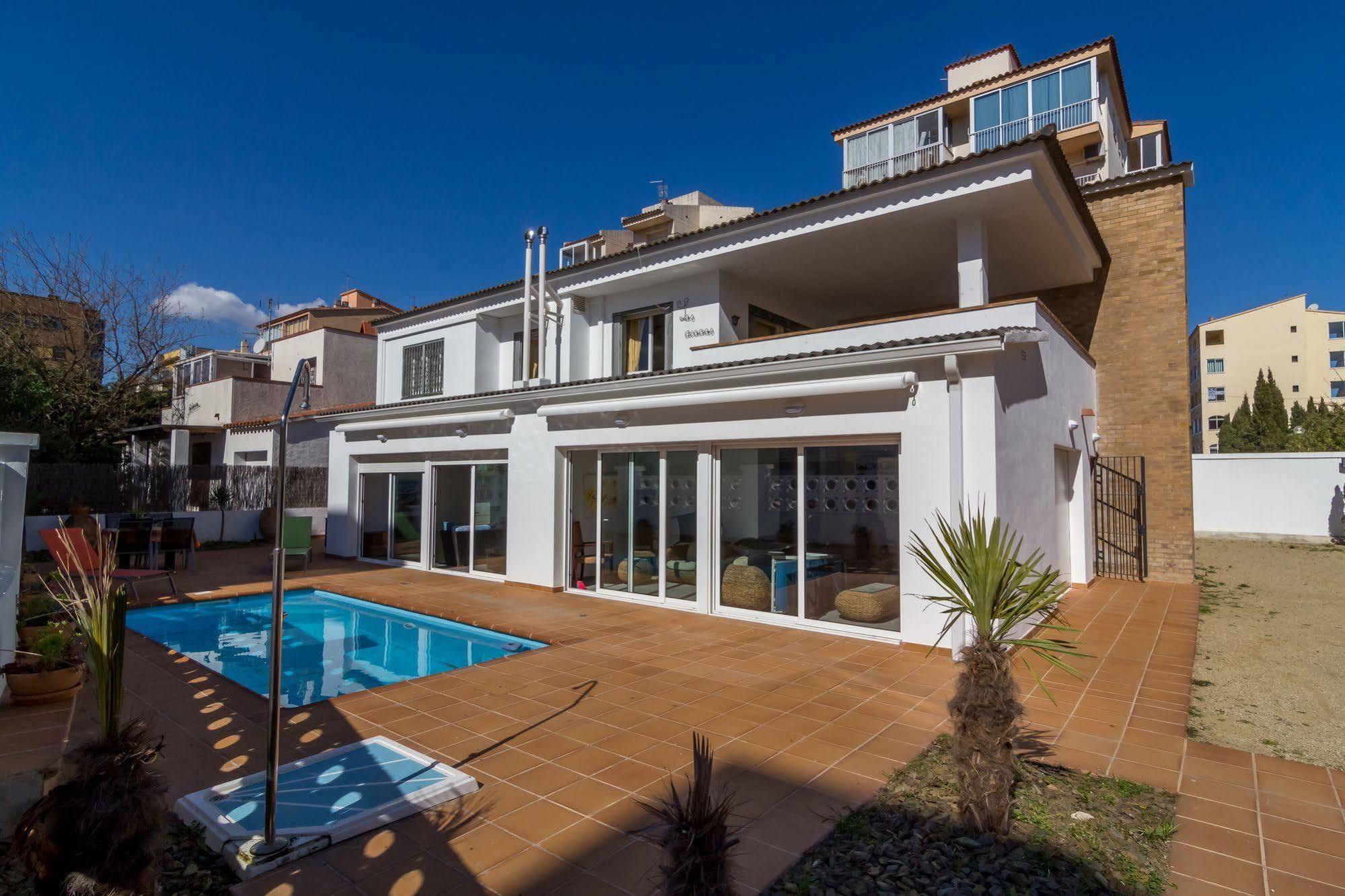 Agi Acacias Apartamento