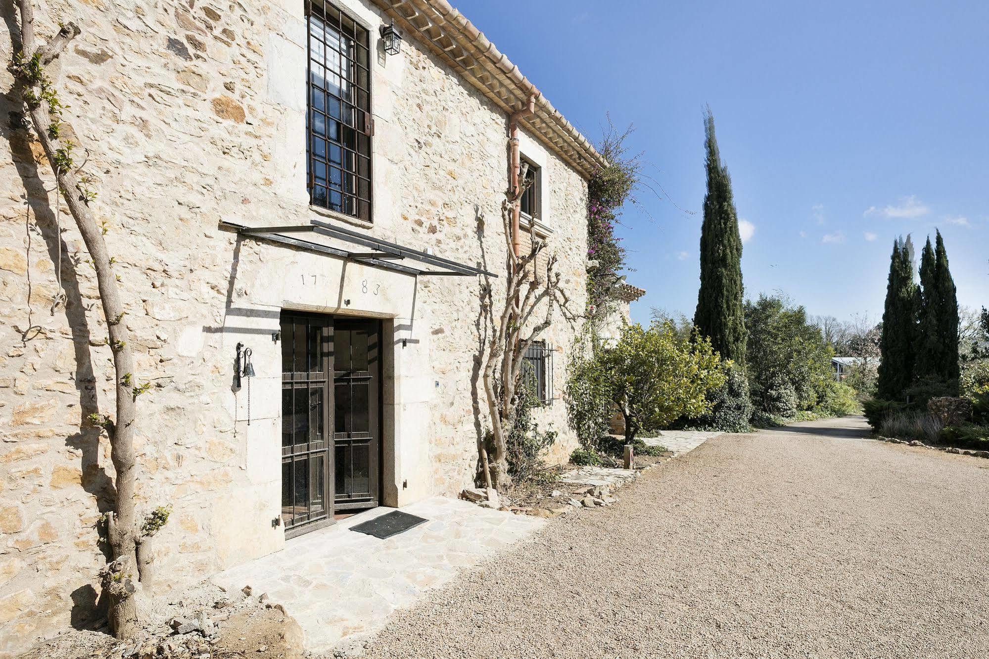 Hotel Vinyes De Lemporda Fonteta