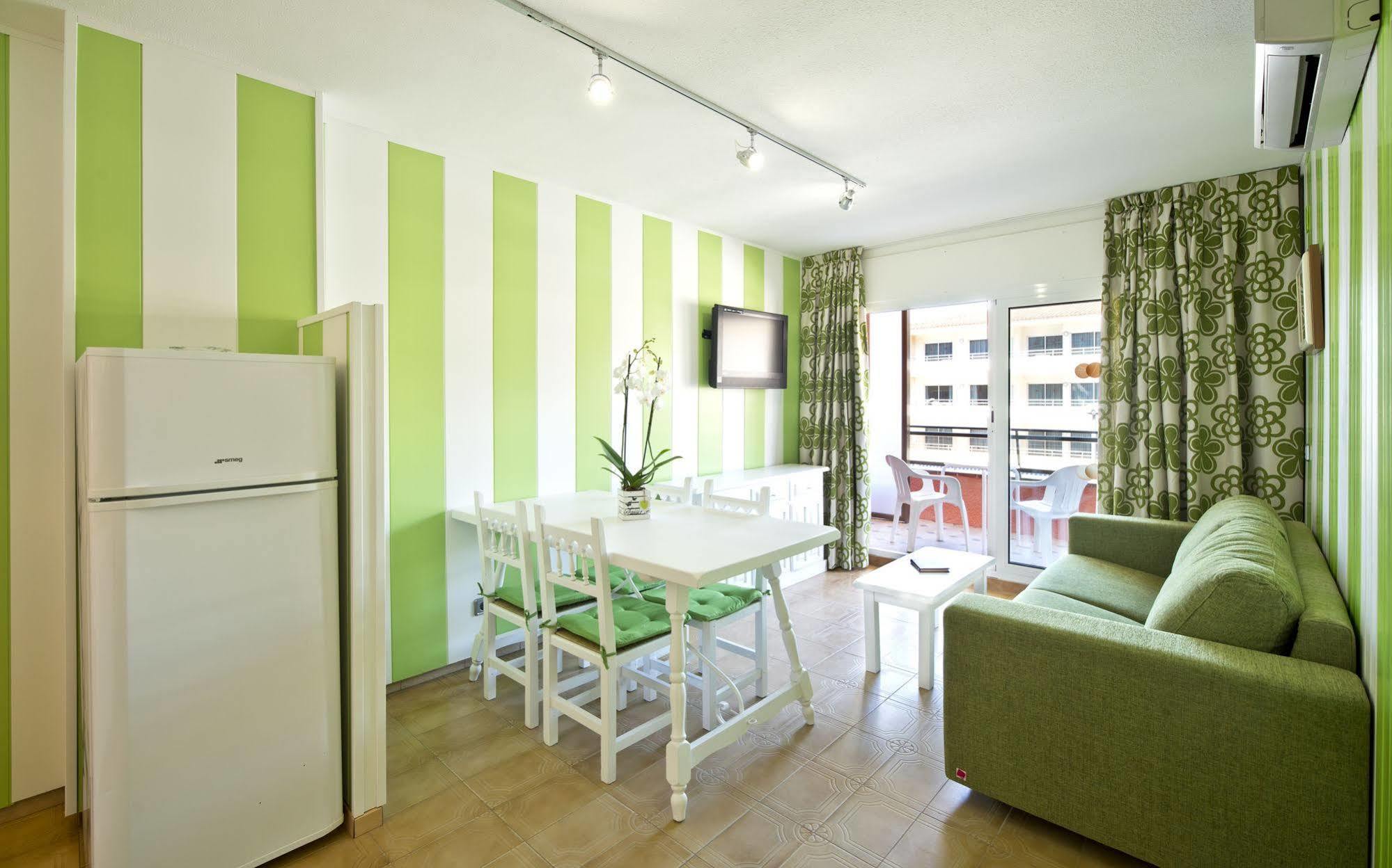 Sallés Apartahotel 3*