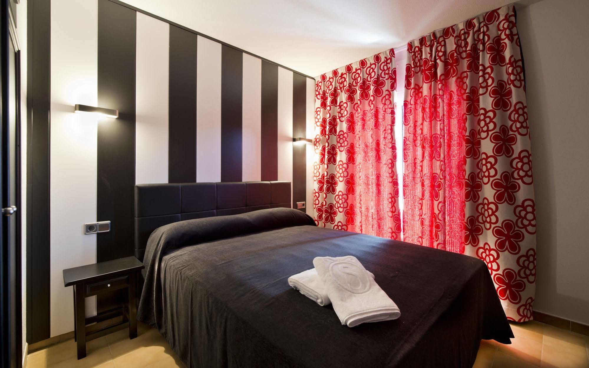 Apartahotel Sallés