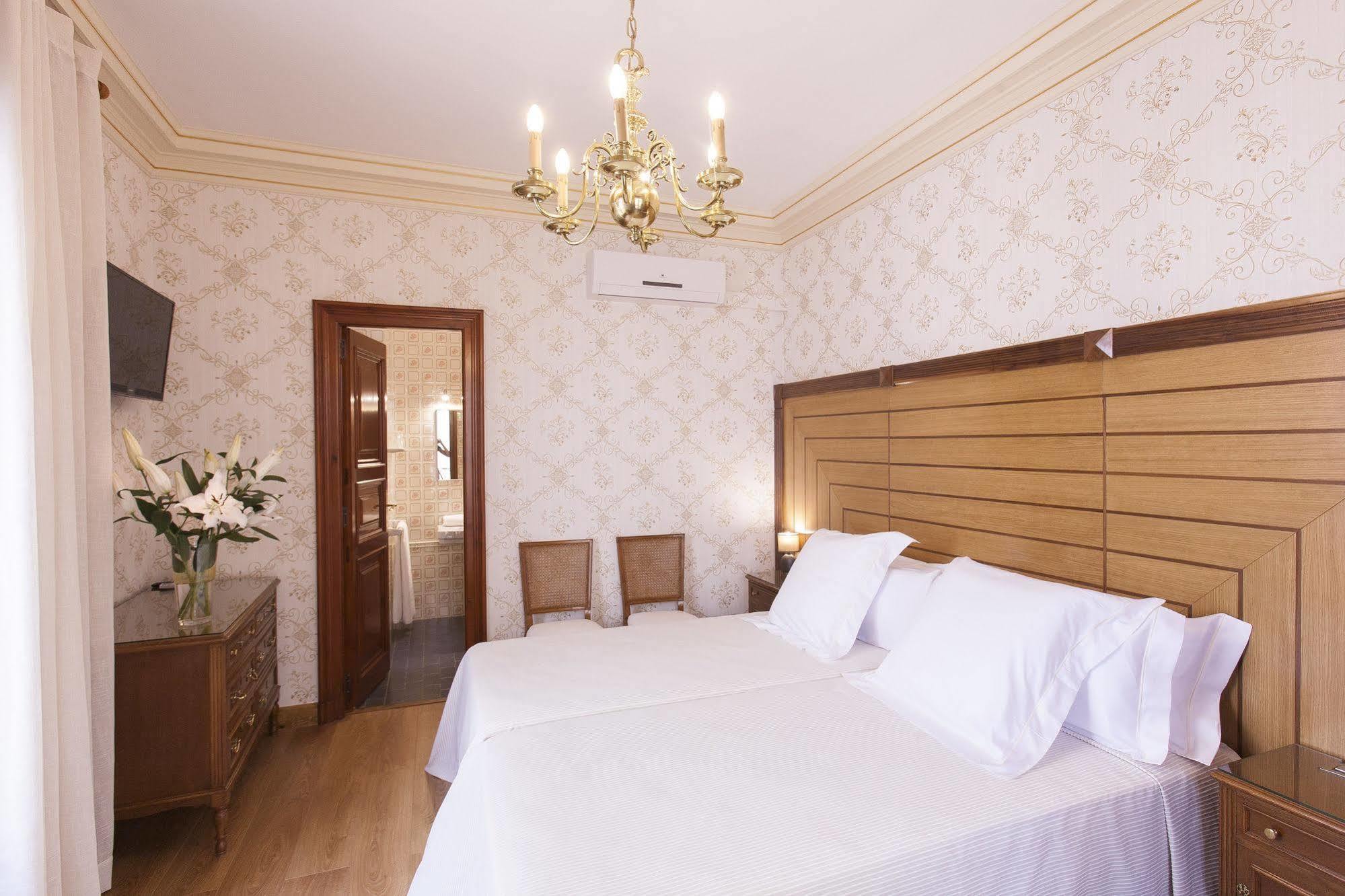 Hotel Boutique Mar D'amunt El Port De La Selva