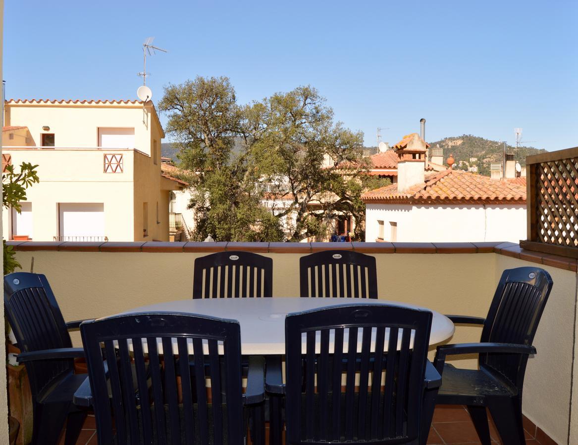 La Maison Jaune - House * Tossa de Mar