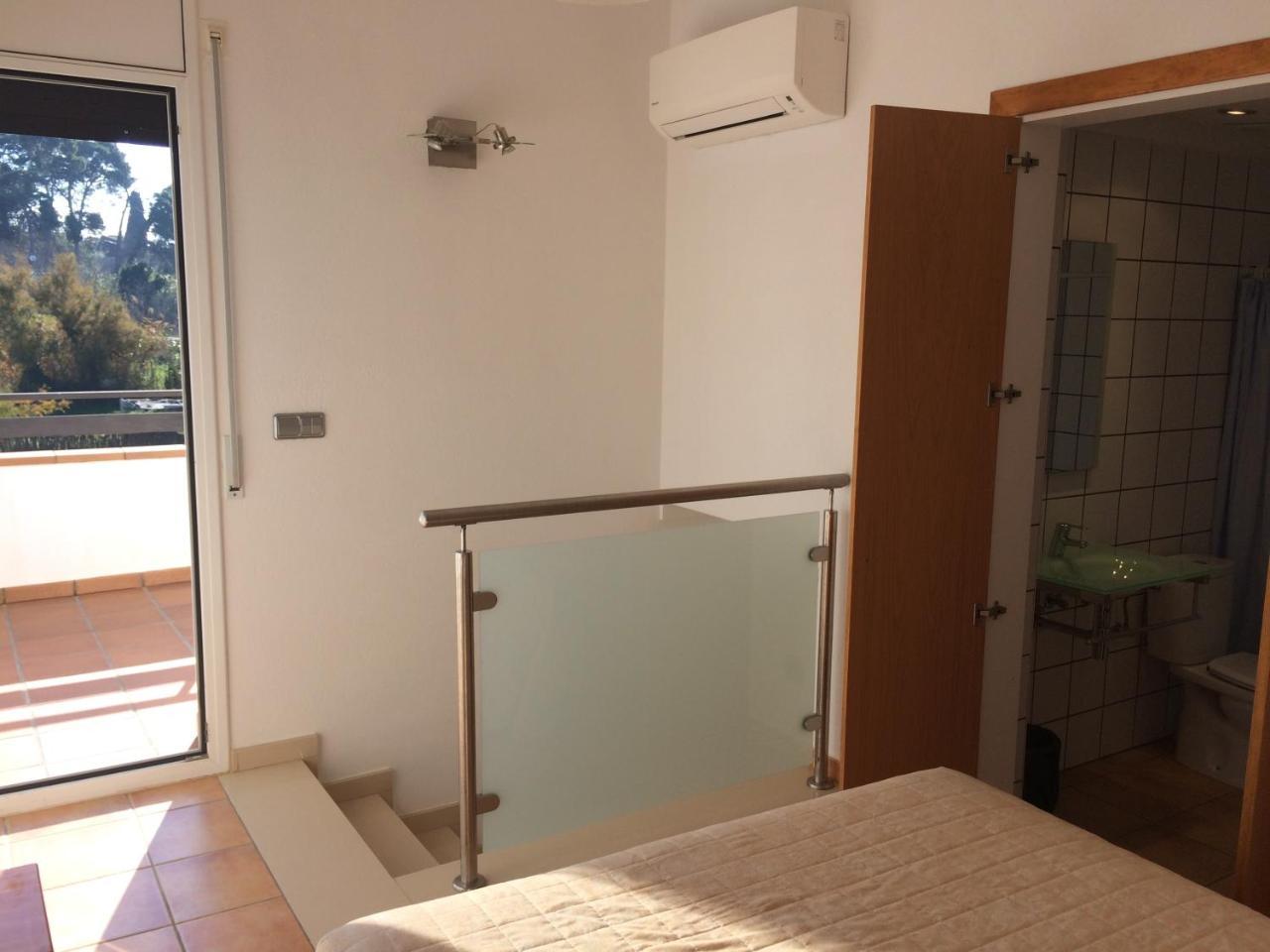 Empúries Villa