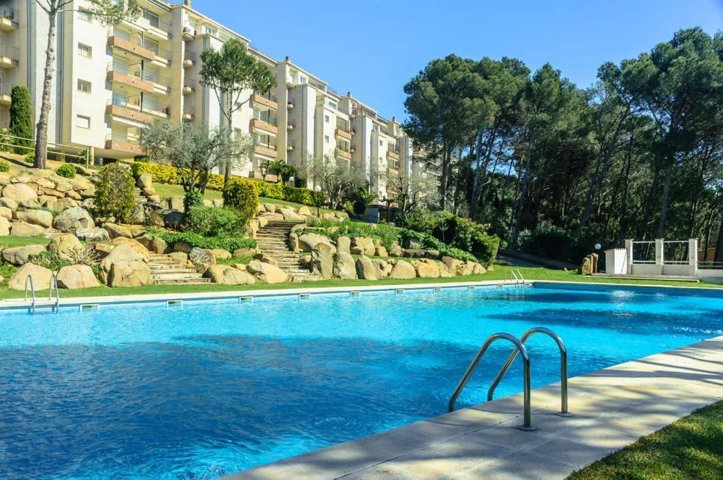Apartamento T-2 *