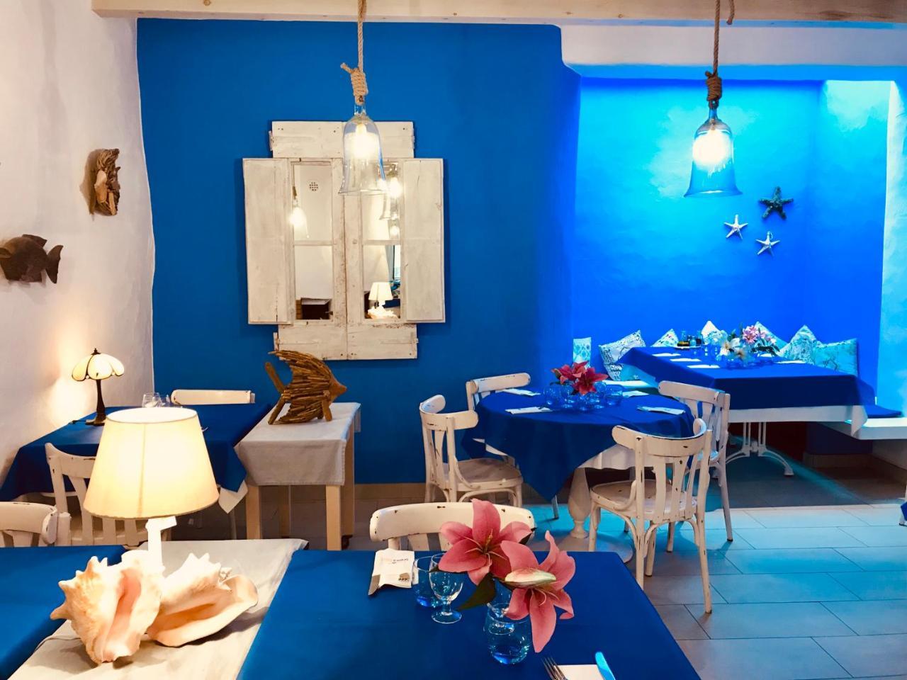 Hotel Segura 2*