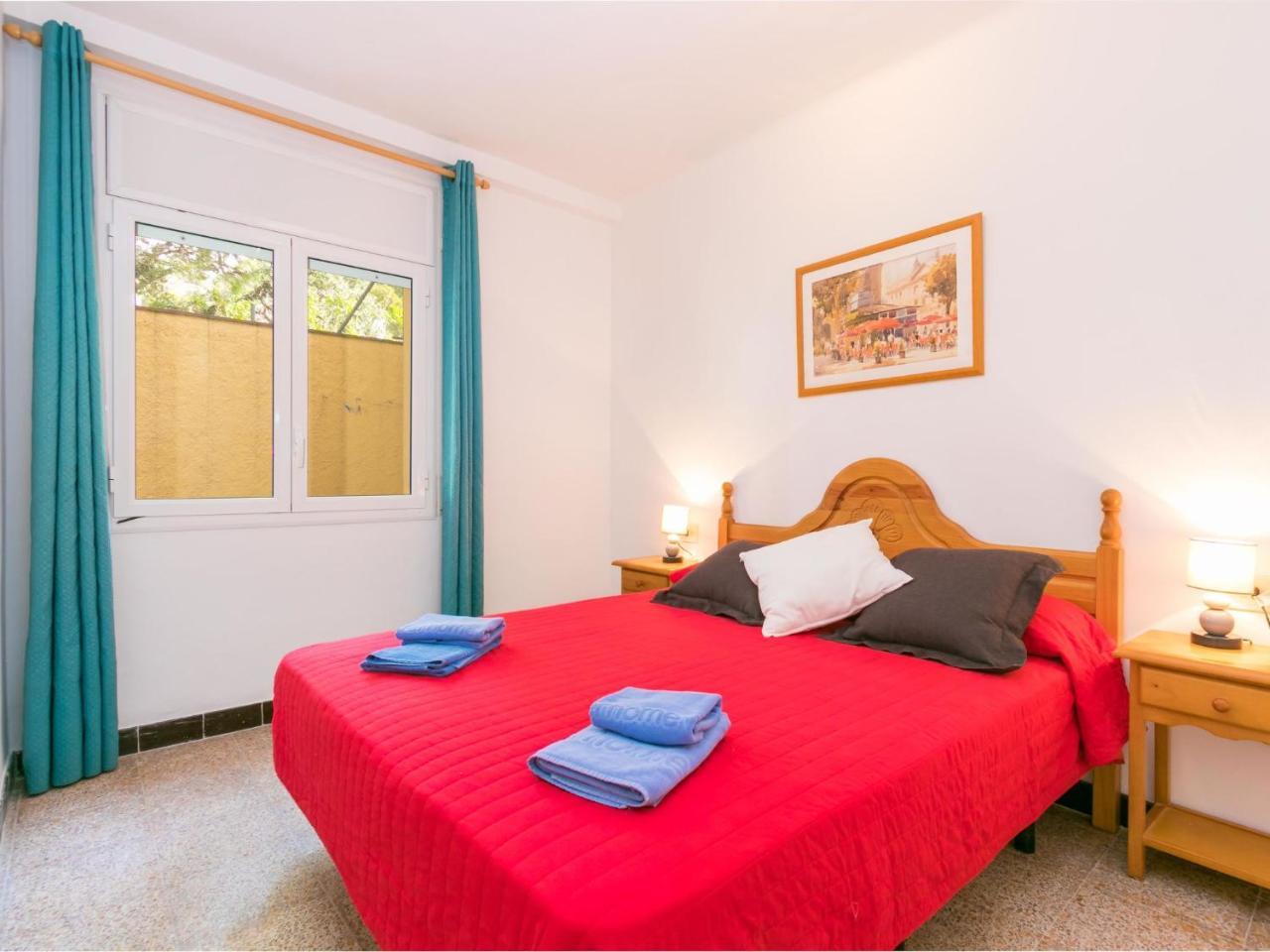 Velazquez-9 By Interhome * Rosas