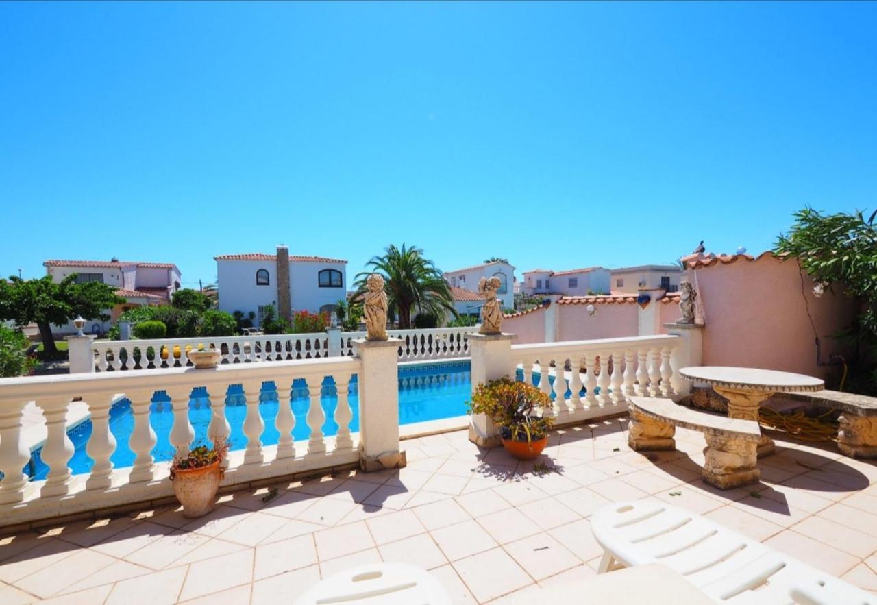 Apart-rent Casa Creus 8a Ampuriabrava