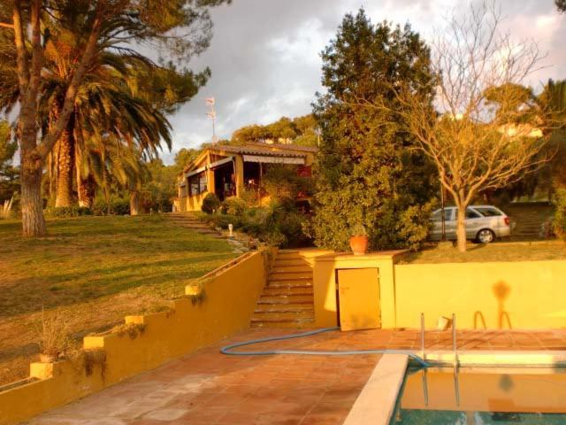 Puig Gros Bed & Breakfast *