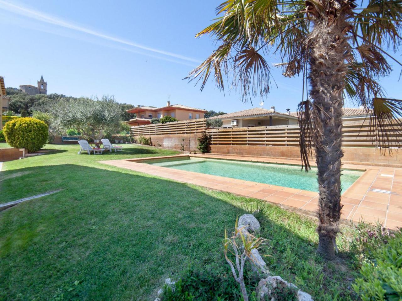 Сasa de vacaciones Holiday Chari Mont-ras (Montrás)
