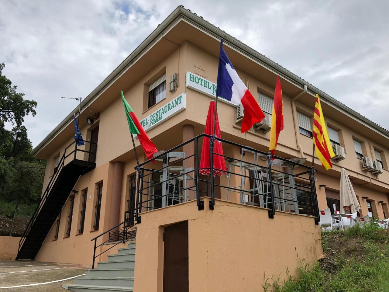 L'albera Hotel