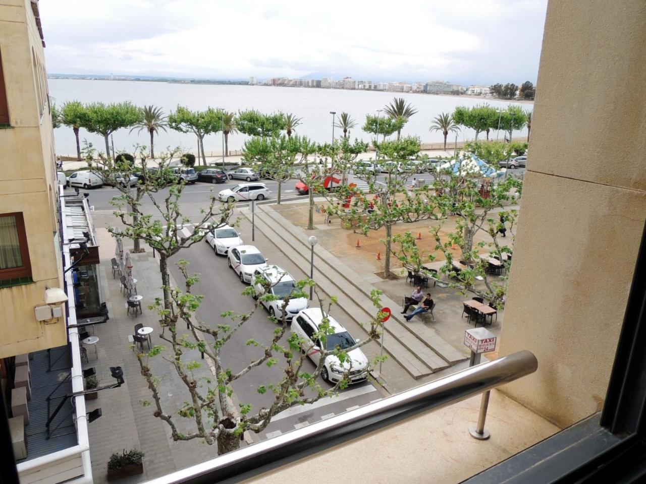 Llevant 3 1 Centro - Barneda Premium Apartamento *